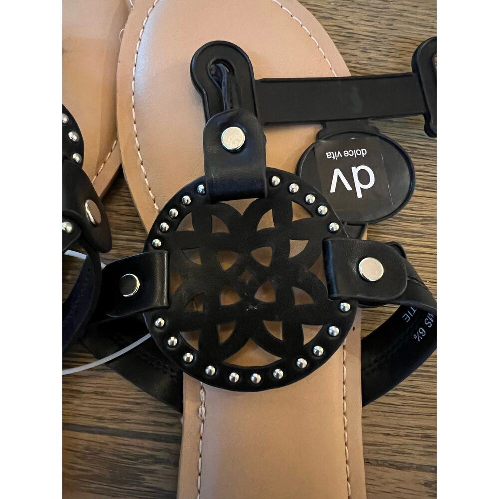 Dolce Vita Sandals. New with tags. Size 6.5 - Picture 2 of 3